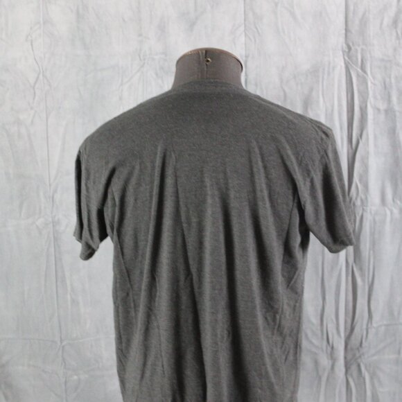 Graphic T-shirt - CBC Burst Logo - Men's Large - Picture 6 of 8